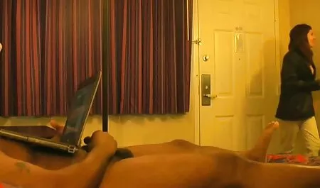 VR pornó kibaszott a Larina lány utoljára szex videók ingyen