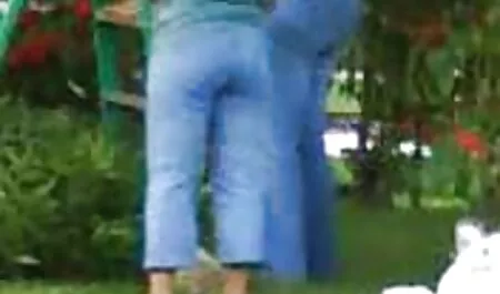 Szőrös Ázsiai anya fia szexvideo patkány túrák kakasok