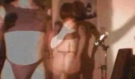 Egy jól képzett Wenona szex és pornó filmek harcol a ses-szel.