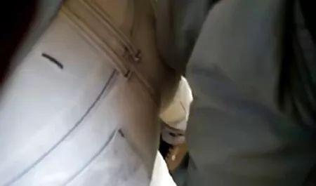 levetkőzik, van egy nagy szex video teljes film magyarul fasz.