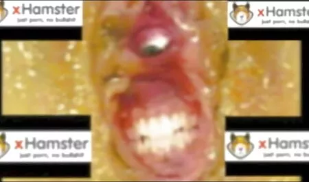 A fiatal szépség jól szar. xesz videok