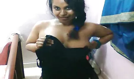 Brazzzers-örökbefogadó anya Anna Bell Pix szereti a játékokat, nagyi sex videok a farok