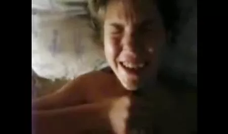 Ázsiai ad egy forró íngyen szex videok szopást.
