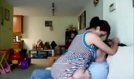 baszik egy srác a medencében sex video ingyen