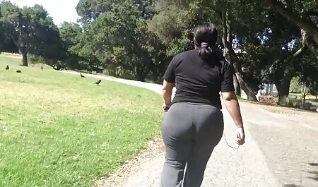 Busty babe szenvedélyesen orális szex videó kellemes vele Nagy Mellek