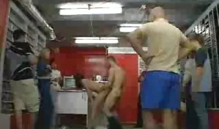 Komoly amatőr szex videók szopási képességei vannak.
