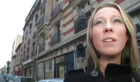 Milf, nagy cicik, baszik rá kurvás barátnője sex rajz filmek