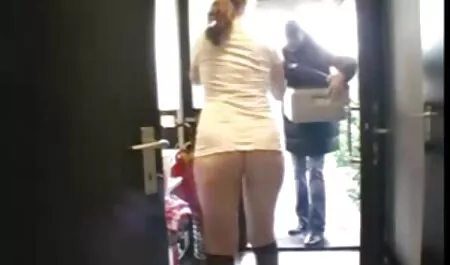 Szereti, hogy ingyen letölthető pornó videók a puncija evett.
