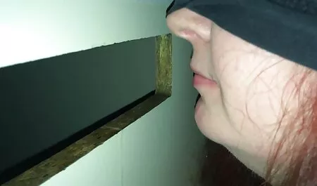 Penthouse baszik rá punci egy kobalt vibrátor! szex filmek