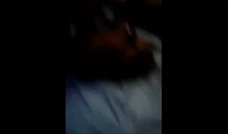 Sok olaj anya és fia sex egy szilárd kakas POV
