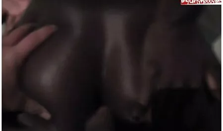 Kígyó romantikus szexvideo simogatja