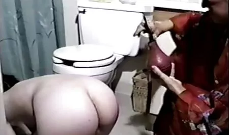 Vörös bikini játszik több kakas a szex video javhd net