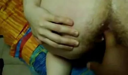Ossza meg barátja farkát Emo lány közben élő cam nagyi sex videok show.