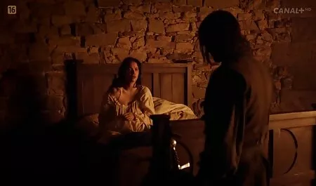 Faszt szopott a fehérnemű áruház által leszbi szex videók Gloryhole