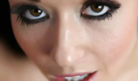 Holly.Csók.Keret.Élve. testvér sex videók