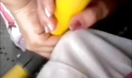 Izmos ember egy nagy pénisz mutat szex és pornó filmek a kemény kakas